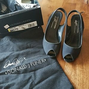Donald J Pliner peep toes shoes